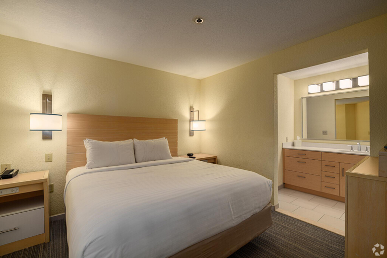 Bedroom 2, AVIA Residences On Lincoln, Chester