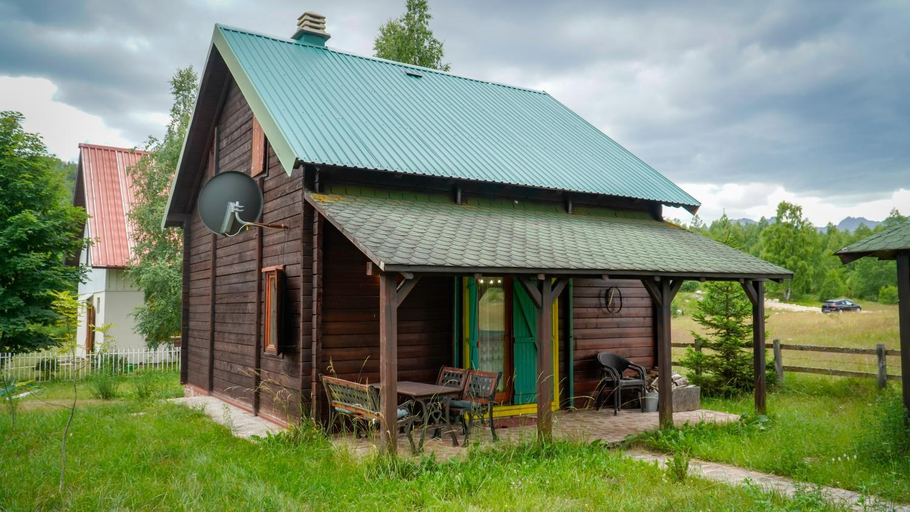 Others 2, Rustic home