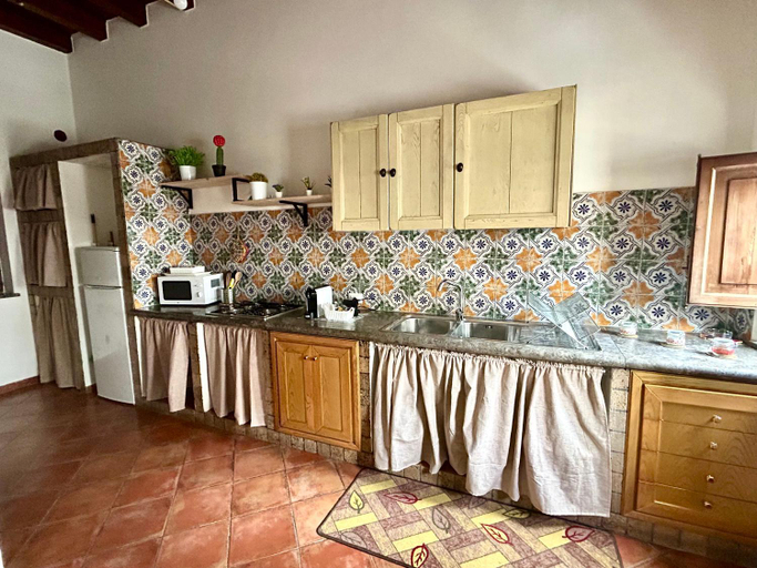 Others 3, Sikelia Apartment, Palermo