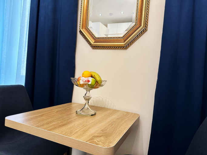 Others 4, TheSuite, Biel