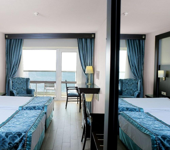 Bedroom 2, Ege Palas, Konak