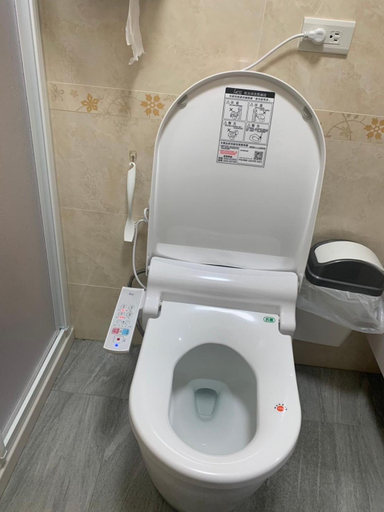 Bathroom 3, 粨倉文旅-全新電梯旅店, Yulin