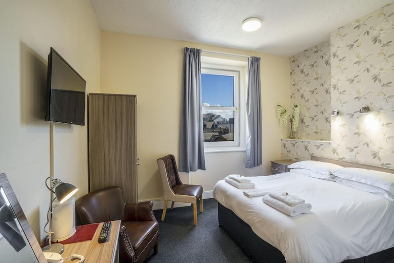 Bedroom 2, The Marlborough Hotel, Conwy