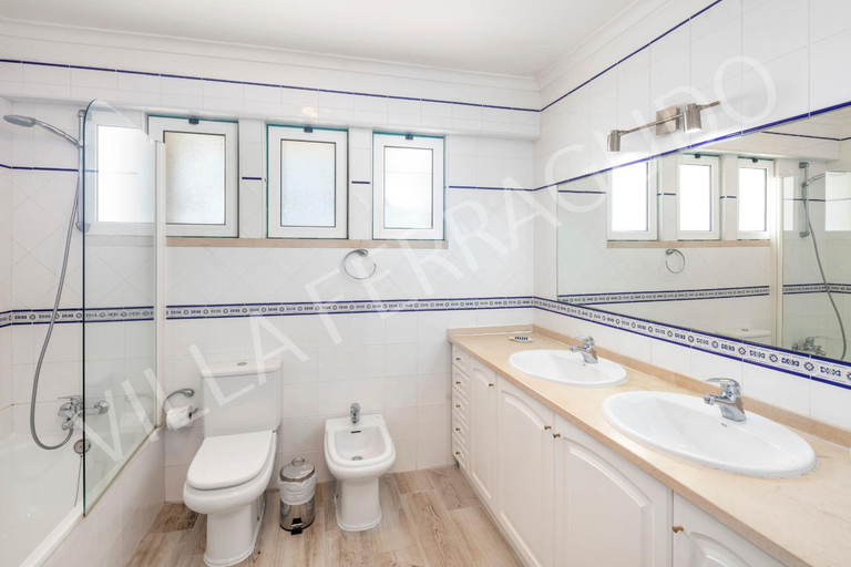 Bathroom 2, BeGuest Ferragudo Beach Oasis Apartment, Lagoa