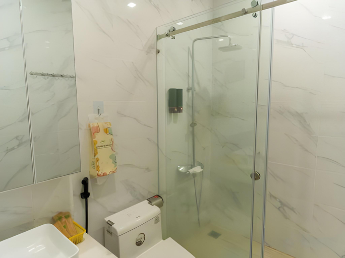 Bathroom 5, TPHOMES LAKEVIEW, District 2