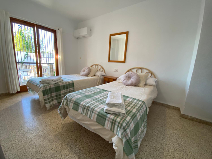 Bedroom 2, CH El Quijote, Baleares