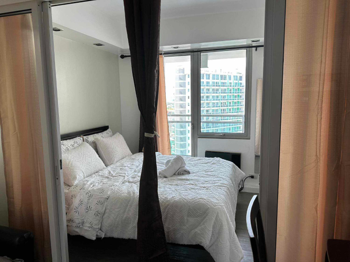 3, MANILA STAYCATION, Parañaque