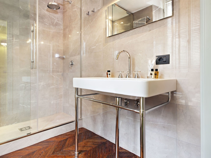 Bathroom 3, THE CORNER TOWNHOUSE, Rome