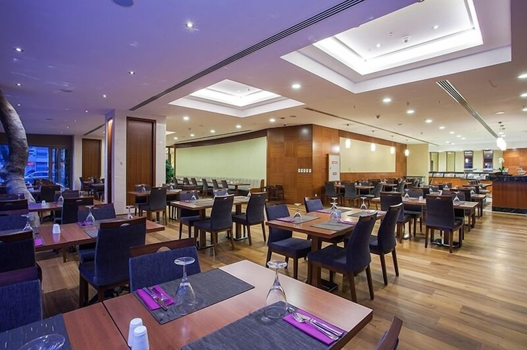 Food & Drinks 5, The Parma Hotel Taksim, Beyoğlu