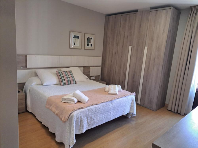 Bedroom 3, Hotel Roquino, Pontevedra