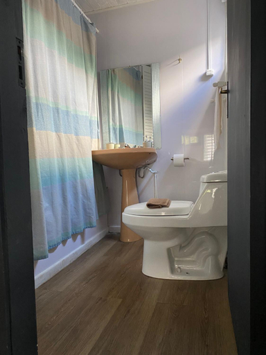 Bathroom 3, Hostel Cala 816, Llanquihue