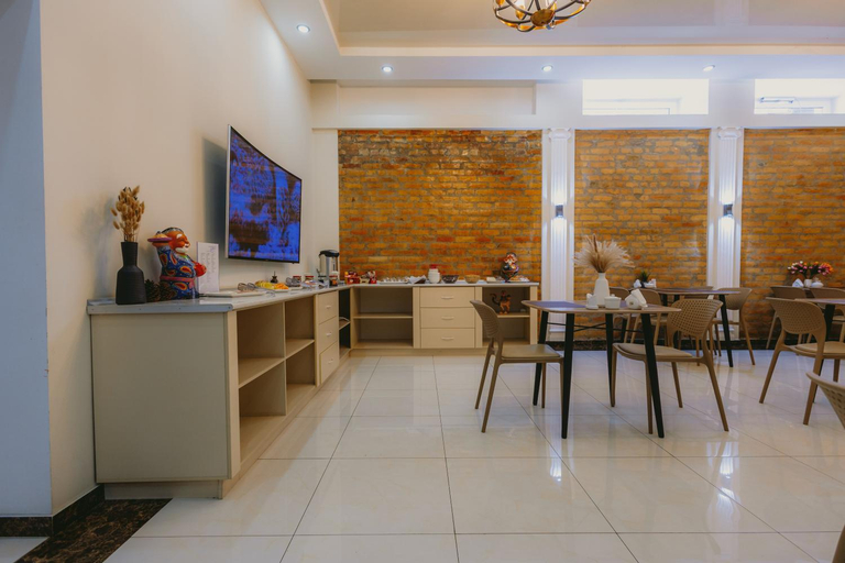 Food & Drinks 5, City Hotel, Tashkent City