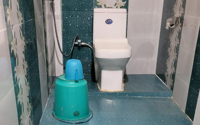 Bathroom 2, Dimmaliz Homestay by StayApart, Darjiling