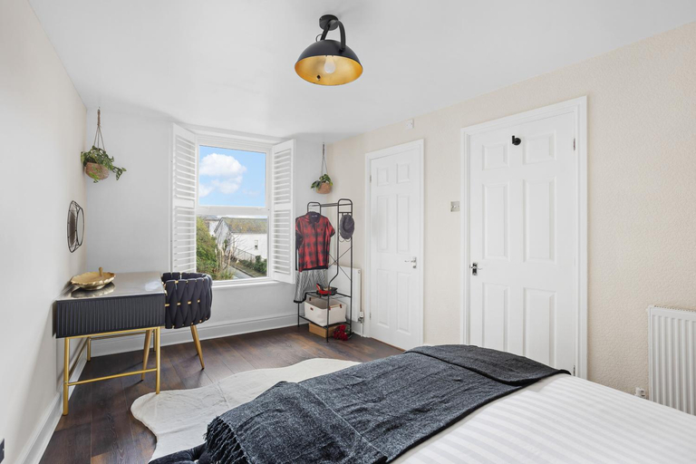 Bedroom 2, Luxury Holiday Apartments, Torbay