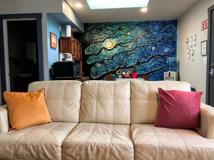 Others 2, Starry Night Inn, Clatsop