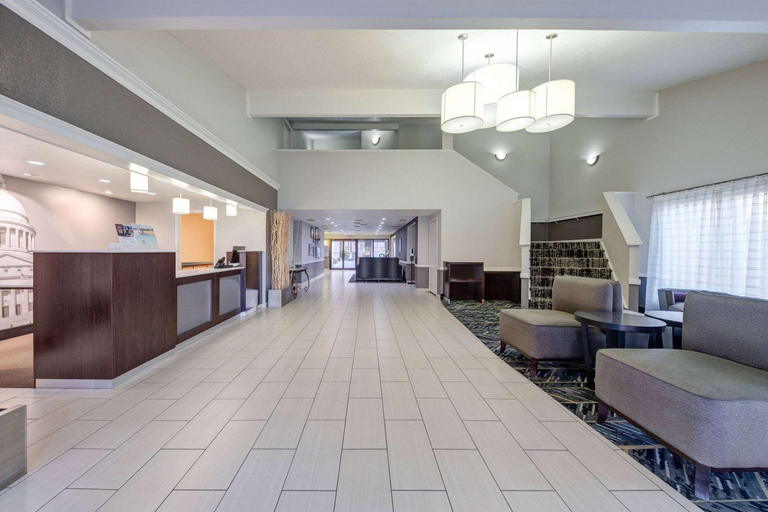 Public Area 2, La Quinta Inn by Wyndham El Dorado, Union