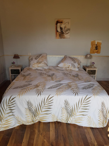 Bed, Myosotis, Gironde