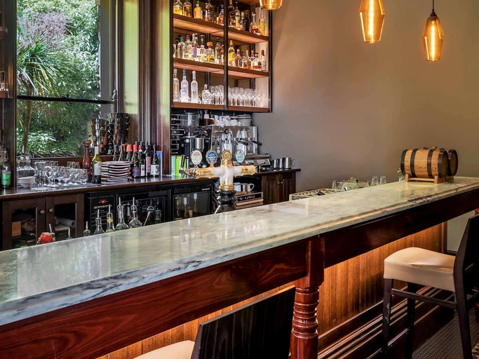 Food & Drinks 5, Mount Lofty House, Adelaide