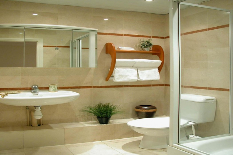Bathroom 3, Bridgestreet St Germain Hotel, Paris