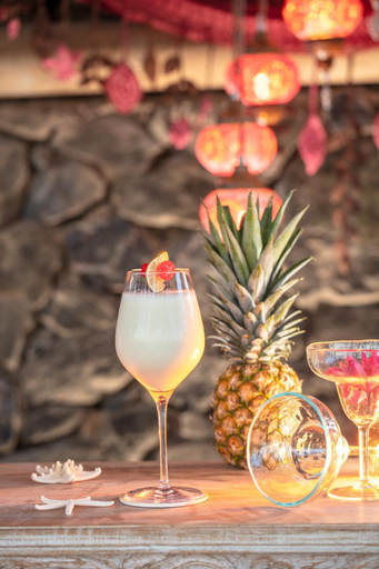 Food & Drinks 5, Monasterio del Viento, Providencia