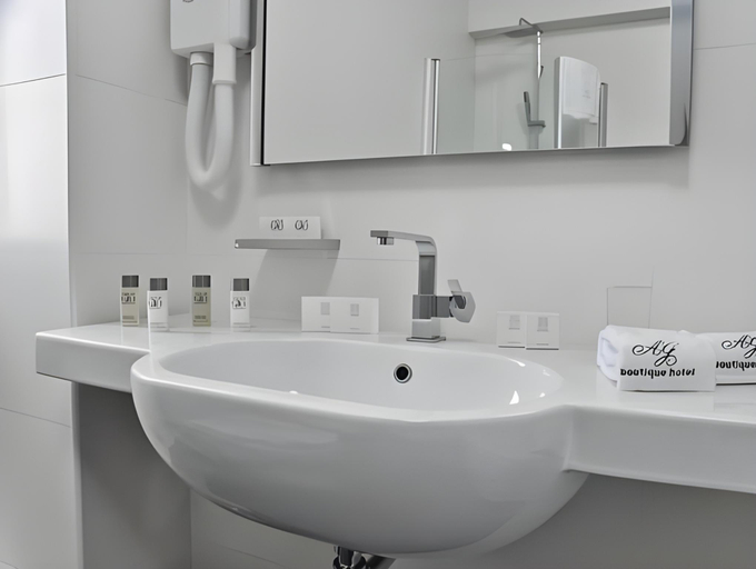 Bathroom 4, Alex&George Boutique Hotel, Cluj-napoca