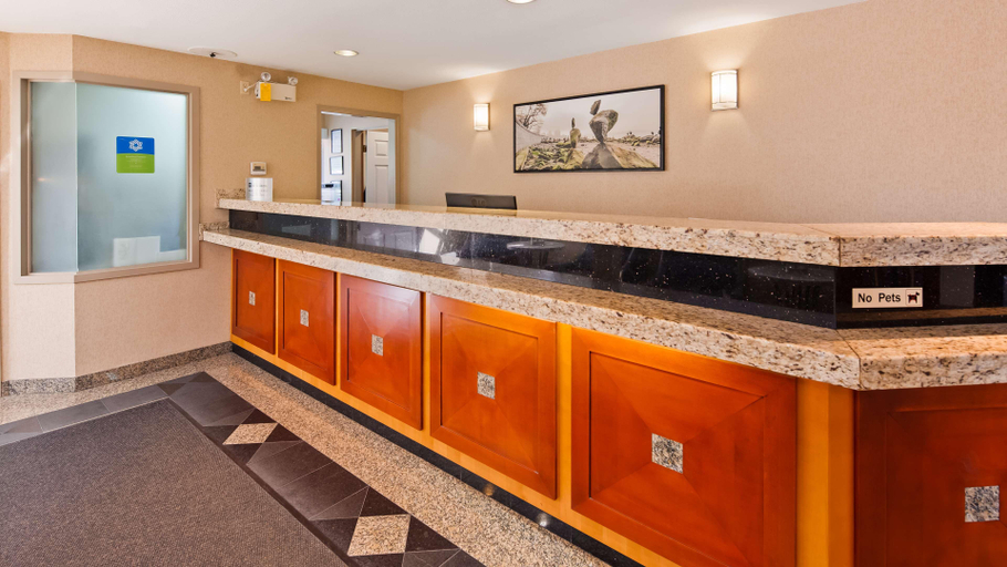 Public Area 2, SureStay Hotel by Best Western North Vancouver Capilano, Greater Vancouver