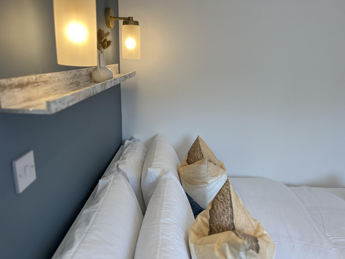 Bedroom 2, 2 Edward Street, Conwy
