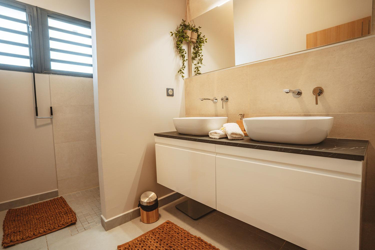 Bathroom 3, Villa Bo'M Bleue, Petite-Île