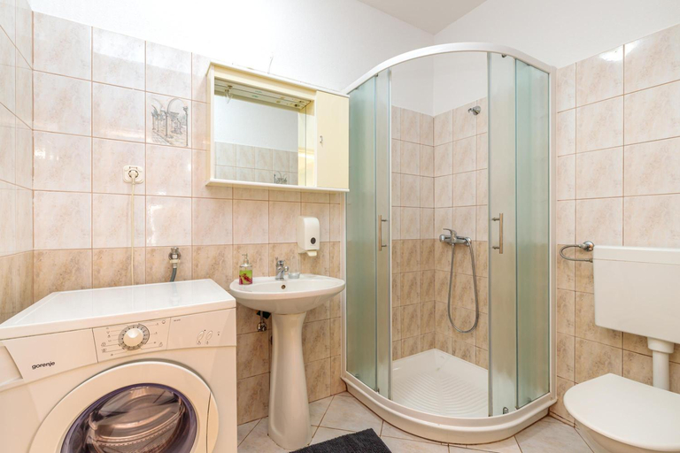 Bathroom 3, Pool & Fun House Betiga 1 with Gym, Bale
