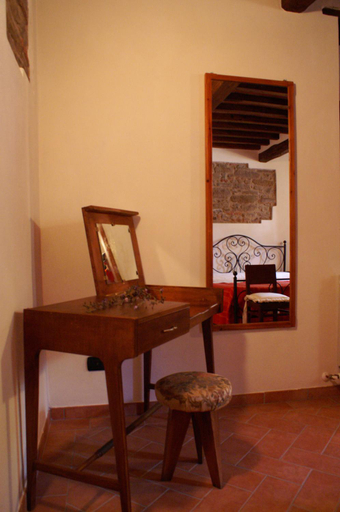 Others 5, Oliveto di Teodora, Perugia