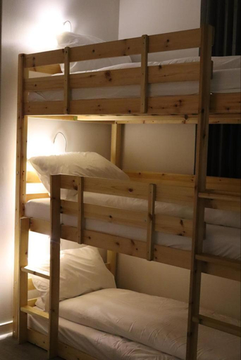 Bedroom 3, Just Sleep Hostel Edinburgh, Edinburgh