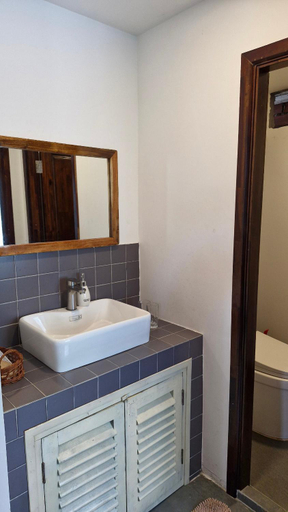 Bathroom 4, Man Đao Villa, District 3