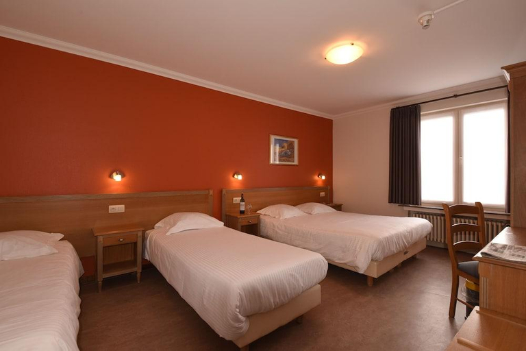Bedroom 2, Hotel Sabot D'Or, West-Vlaanderen