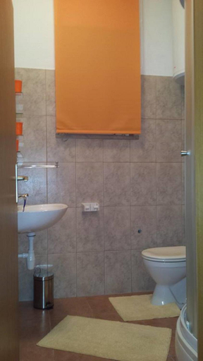 Bathroom 2, Guest House Adriatic, Split