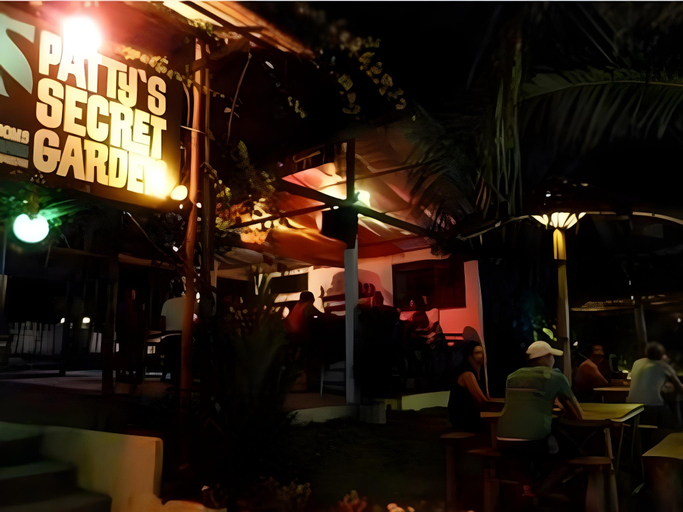 Food & Drinks, Patty Secret Garden Hotel, Ko Lanta