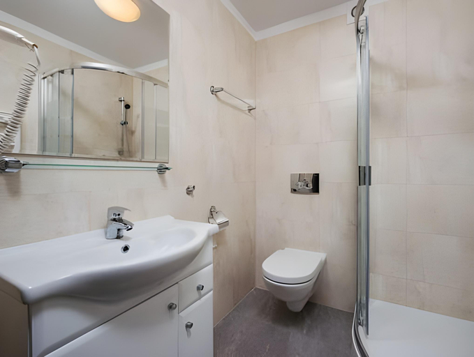 Bathroom 4, Hotel Szafir, Puck