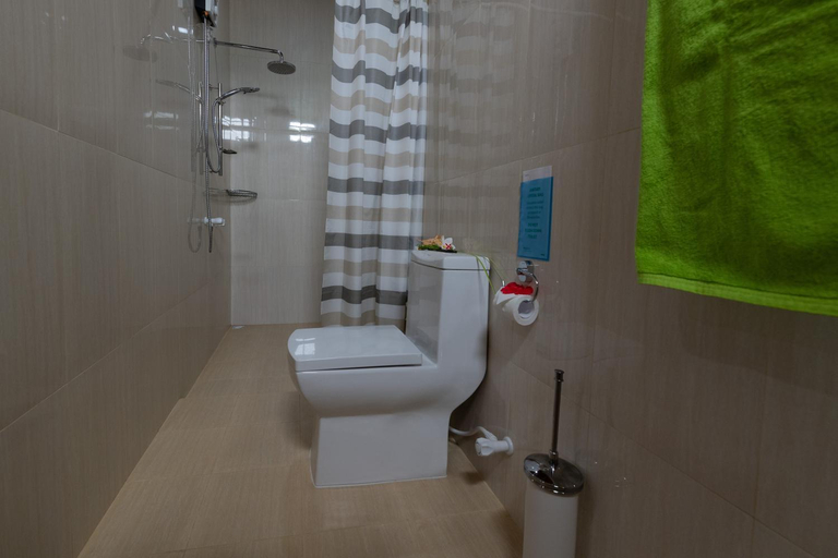 Bathroom 3, Leaf fish guesthouse Maldives, Vaavu Atoll