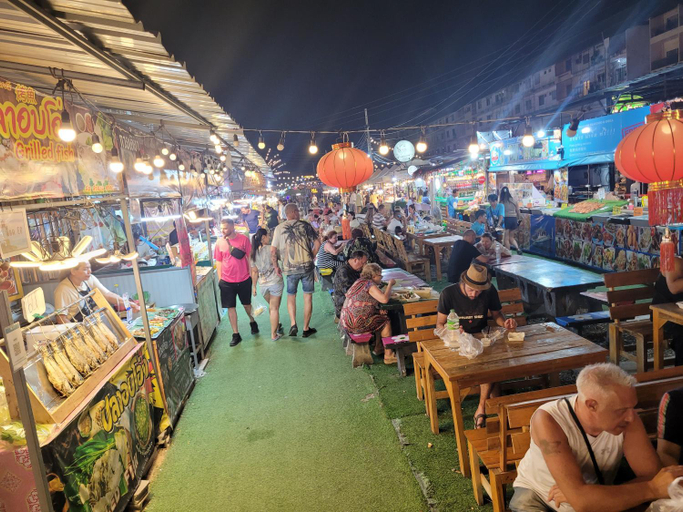 Food & Drinks 4, Sorot Jomtien Beach, Pattaya