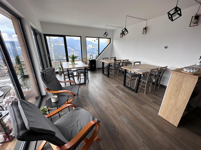 Others 5, Panoramic Residence, Borsa