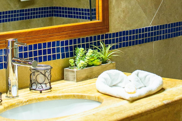 Bathroom, Hotel Posada La Mar, Díaz