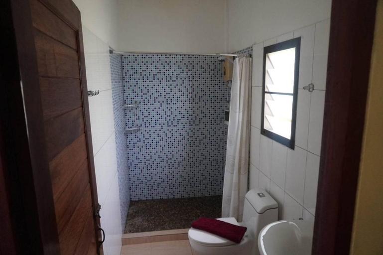Bathroom 3, Khao Sok Holiday Resort, Phanom