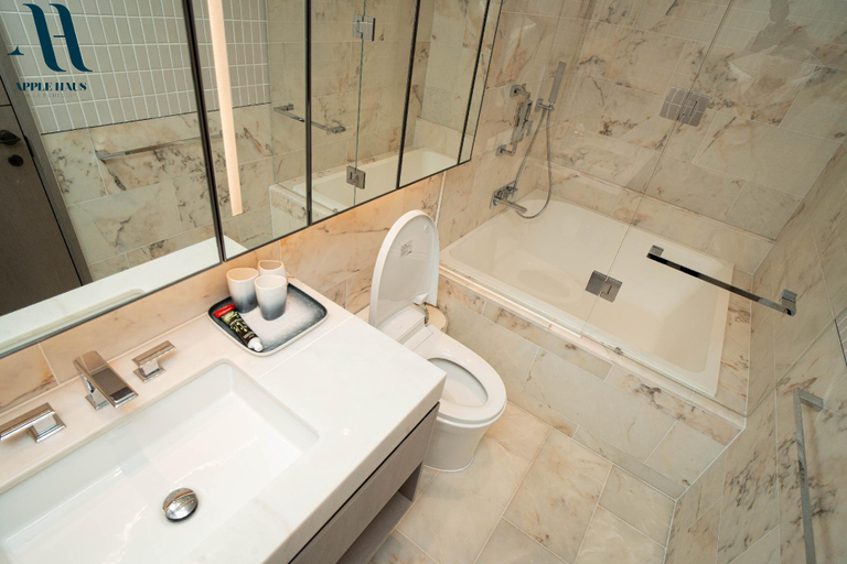 Bathroom 3, Apple Haus Saigon Staycation, District 1