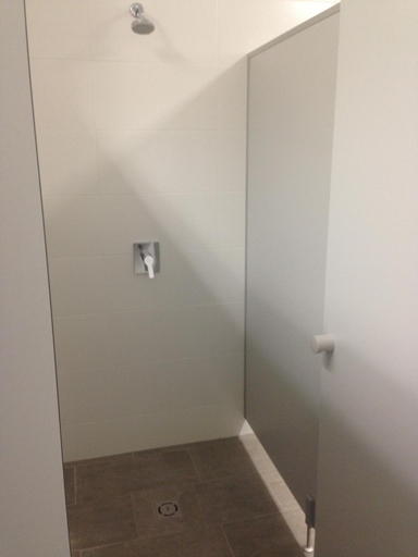 Bathroom 5, Montagehotel Bed Steel, Linz