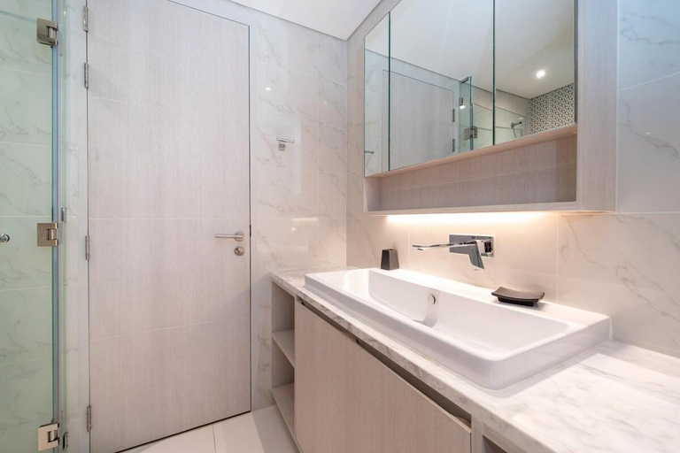 Bathroom 4, Deluxe lagoon view apartment at Cassia Residences, Pulau Phuket