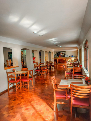 Food & Drinks 4, Euro Suit Campos do Jordao - 950 m da Vila Capivari, Campo Limpo Paulista