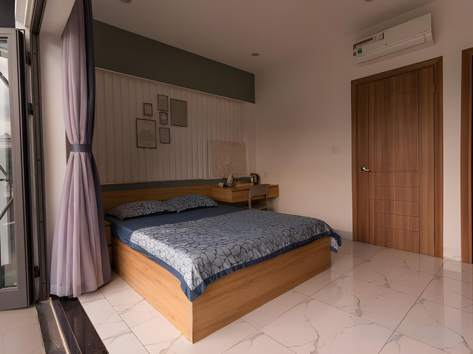 Bedroom 2, TPHOMES LAKEVIEW, District 2