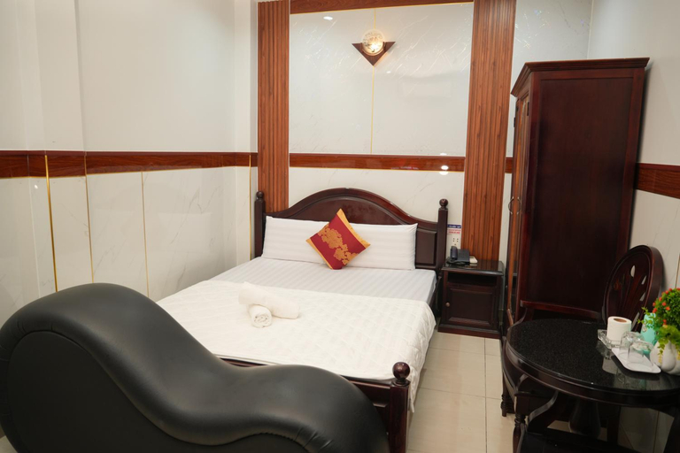 Bedroom 2, Hoang Ha Le Hong Phong Hotel, District 10