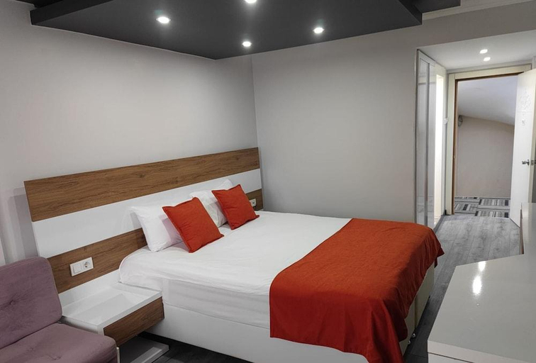 Bedroom 2, WOX EW HOTEL, Konak