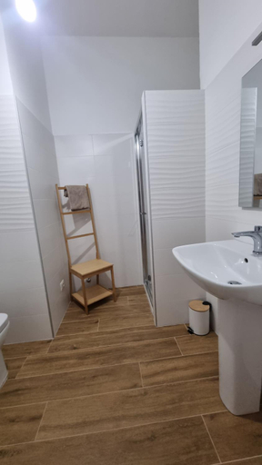 Others 4, BAM BAM TIBURTINA Guesthouse, Roma