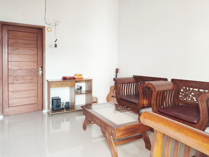 Public Area, Dieng Ananda Mountain View Syariah RedPartner, Wonosobo